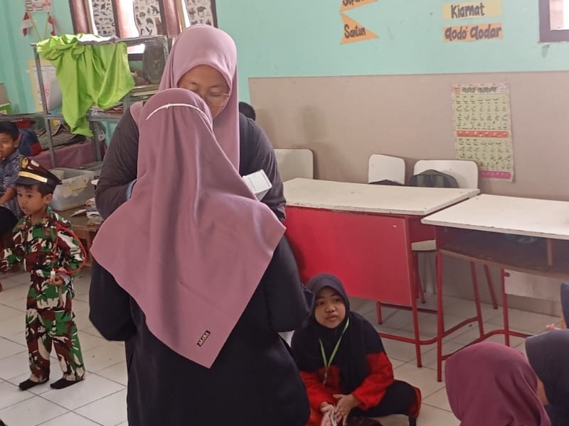PEMBERIAN OBAT CACING