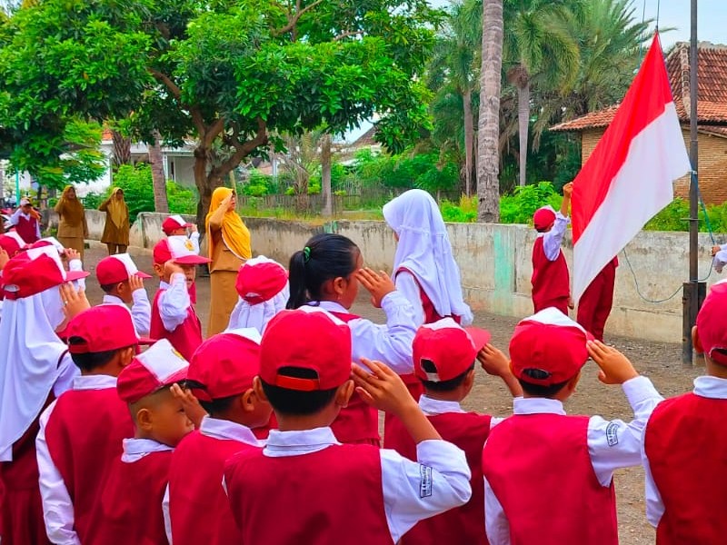 UPACARA BENDERA HARI SENIN